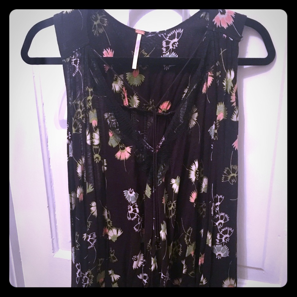Free People black floral swing top with black slit